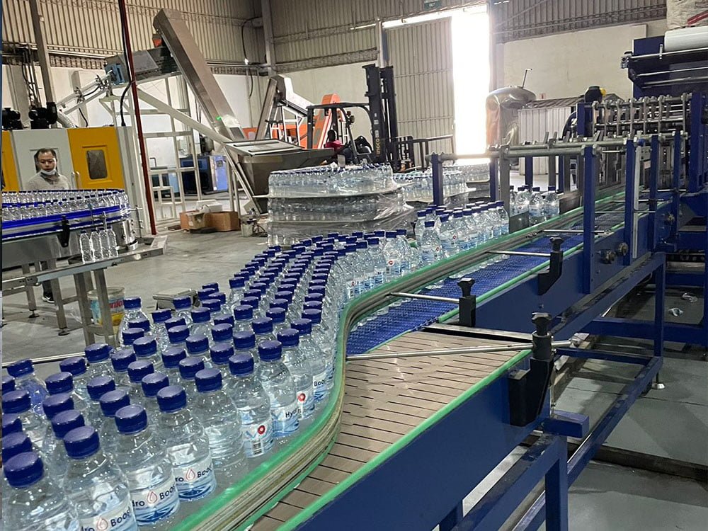 Small-Bottle-Water-Production-Line-zimbabwe.jpg
