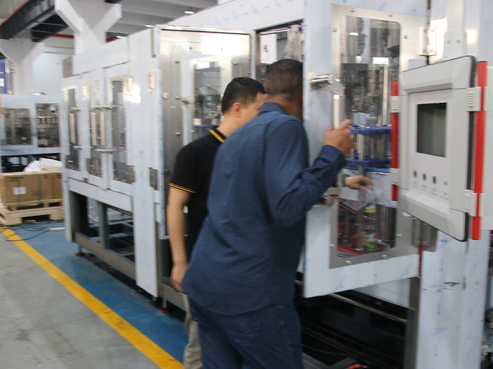 Pakistan 2L plastic bottle juice Production Line1