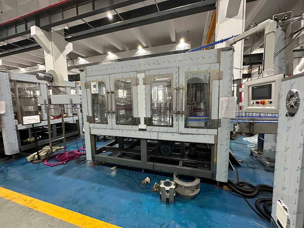 Yemen Small bottle water production line3